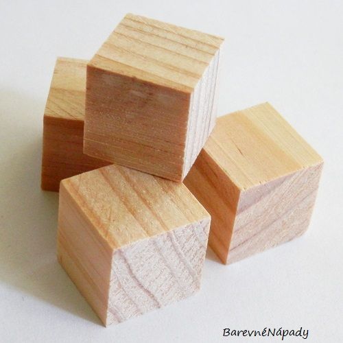 dřevěné kostky.JPG