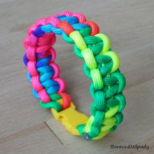 Duhový náramek paracord.JPG