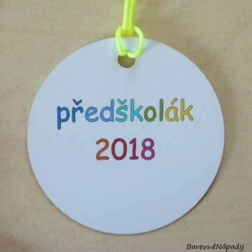 papírová medaile předškolák.JPG