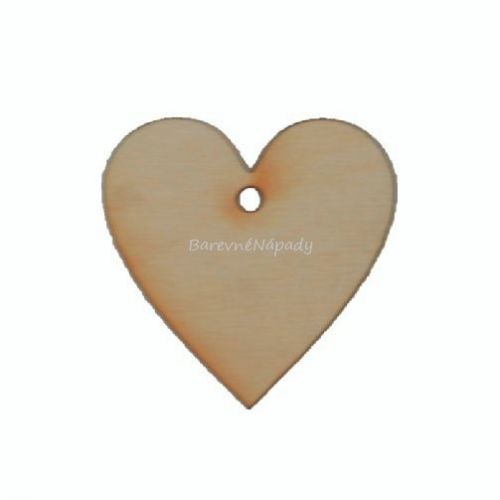srdce klasické dřevěné s dírkou 4cm